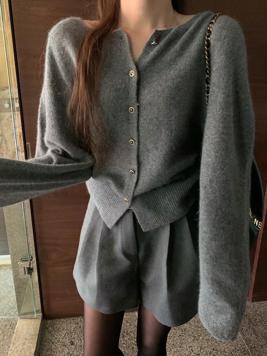 正韓高質感船型領羊毛開衫