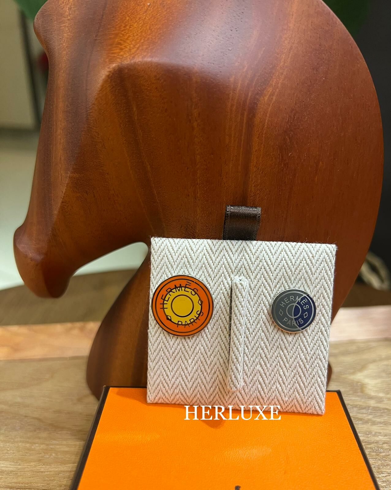 Eclipse set of badges 徽章套裝