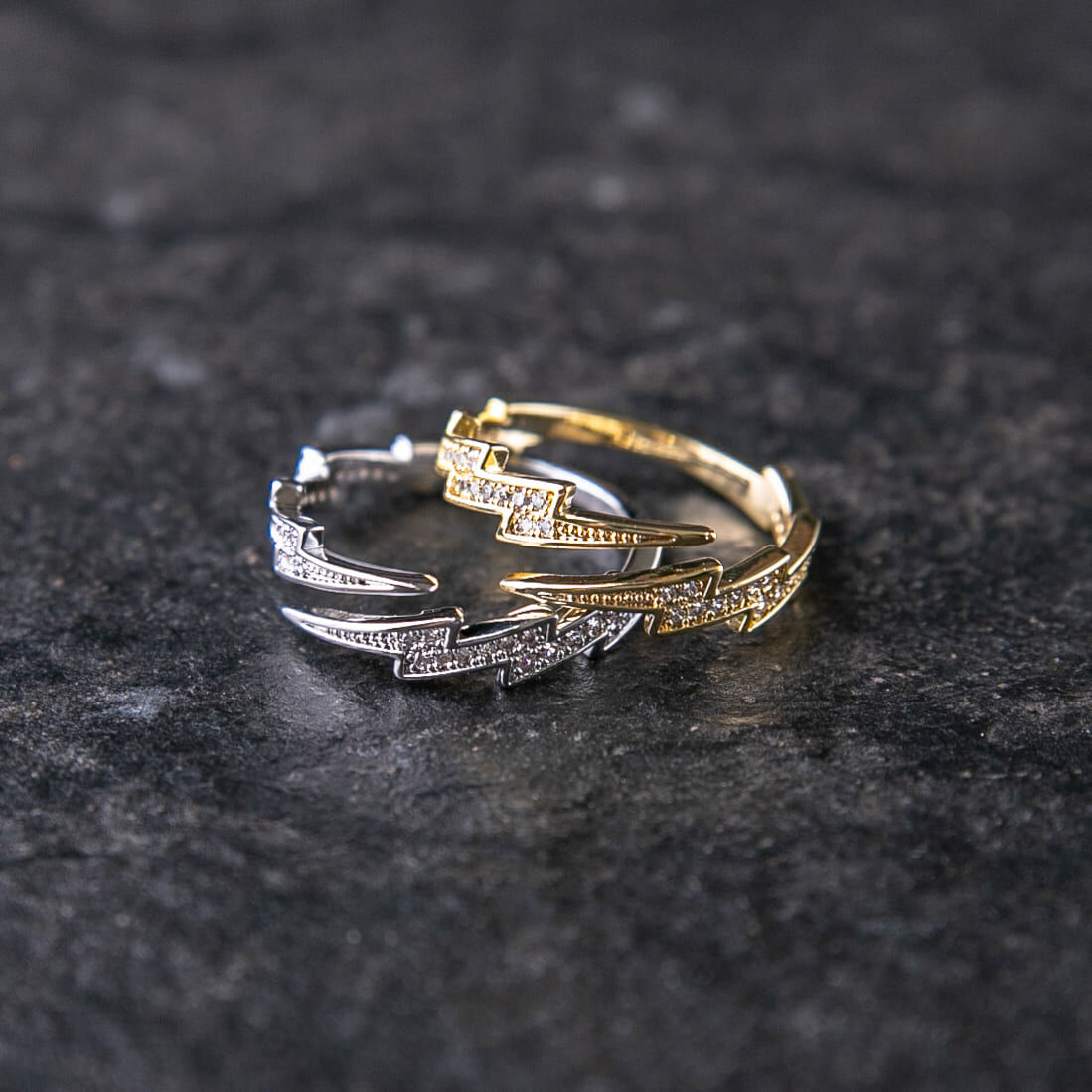 滿鑲交叉閃電開口戒指