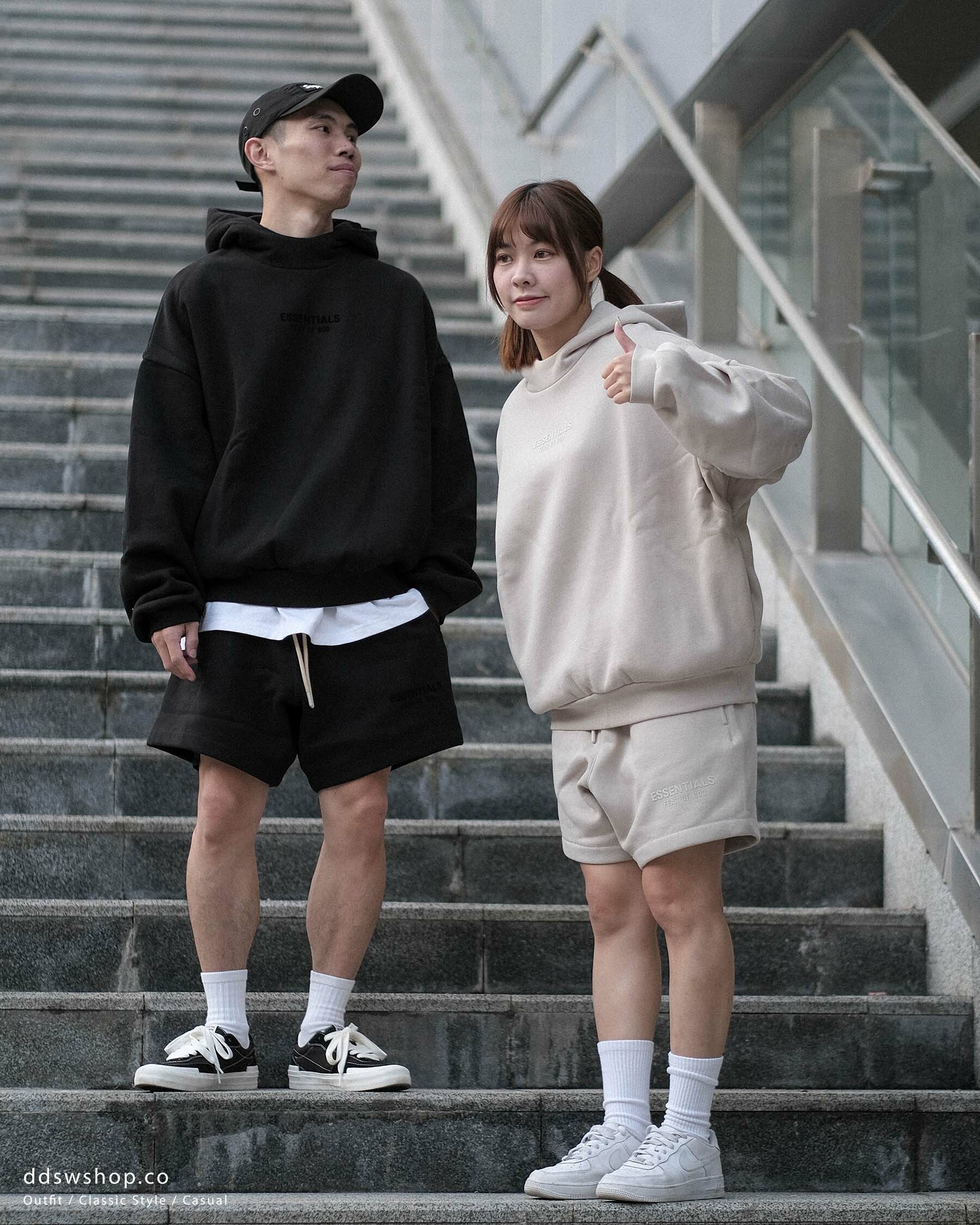 "現貨" Essentials Fear of God 帽踢 短褲 黑色 燕麥灰 米色