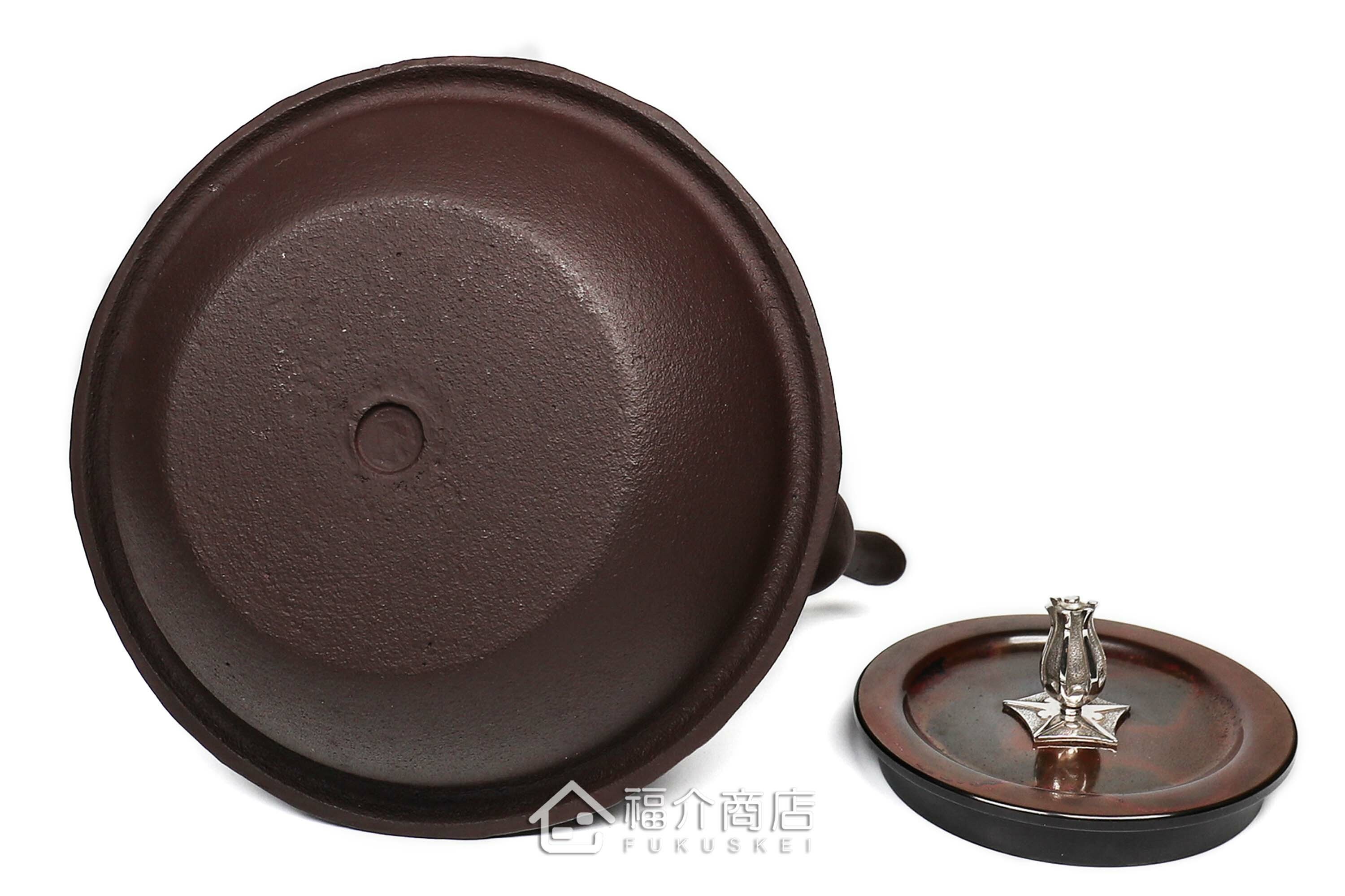 富士形螺旋狀的煮水泡茶用的鐵壺