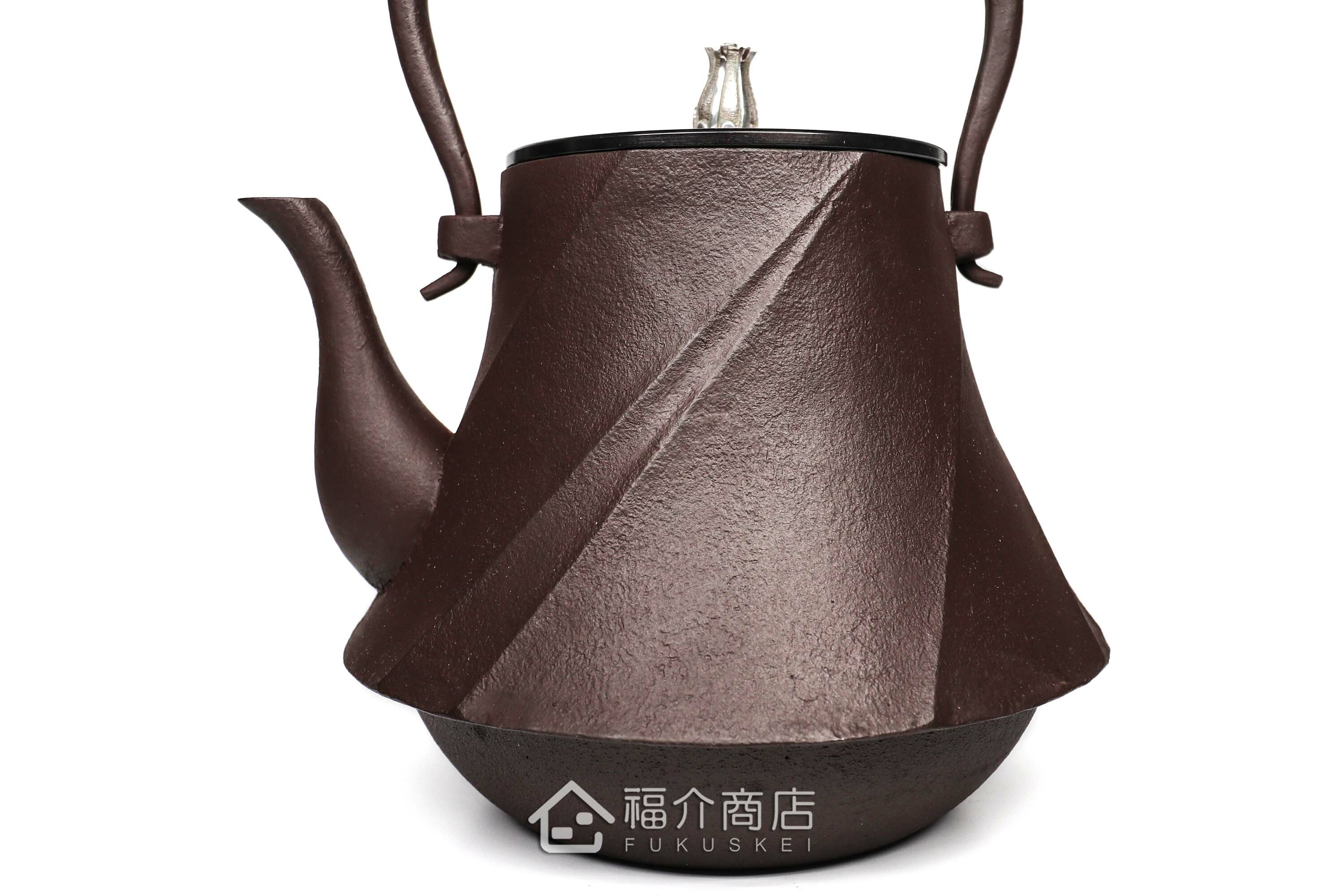 富士形螺旋狀的煮水泡茶用的鐵壺