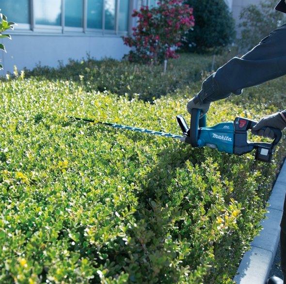 "MAKITA"牧田牌 充電式籬笆剪750mm(無碳刷)(鋰18V)(淨機)-[DUH751Z]