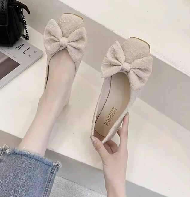 flat shoes