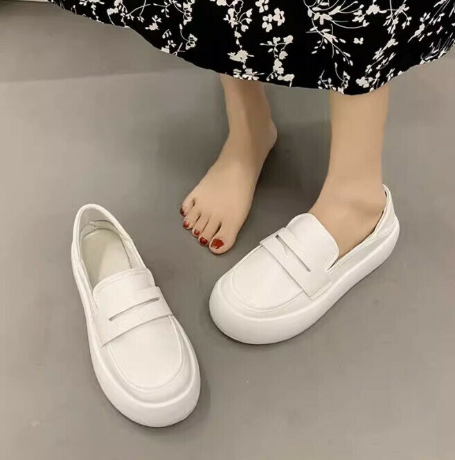 flat shoes