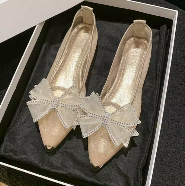 Mesh pointed toe flats