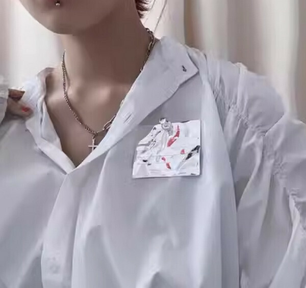 褶皺反光胸針(簡約方形款)