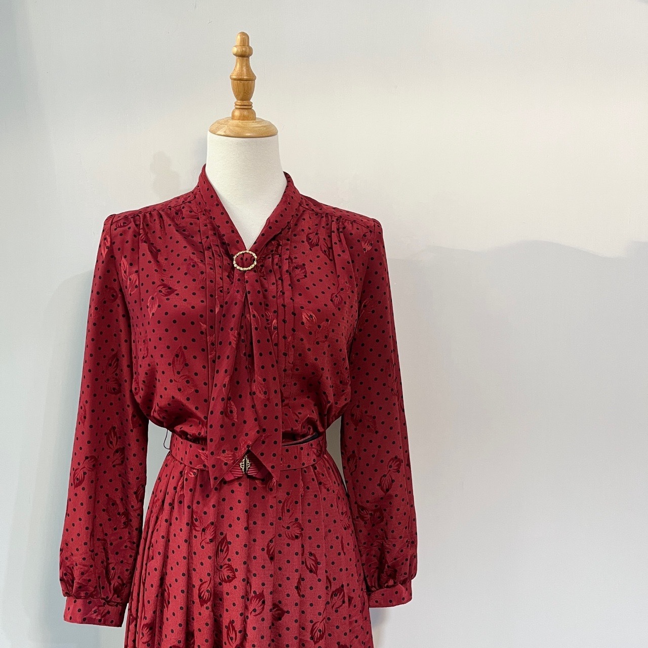 日本製高貴感暗紅色波點連身裙