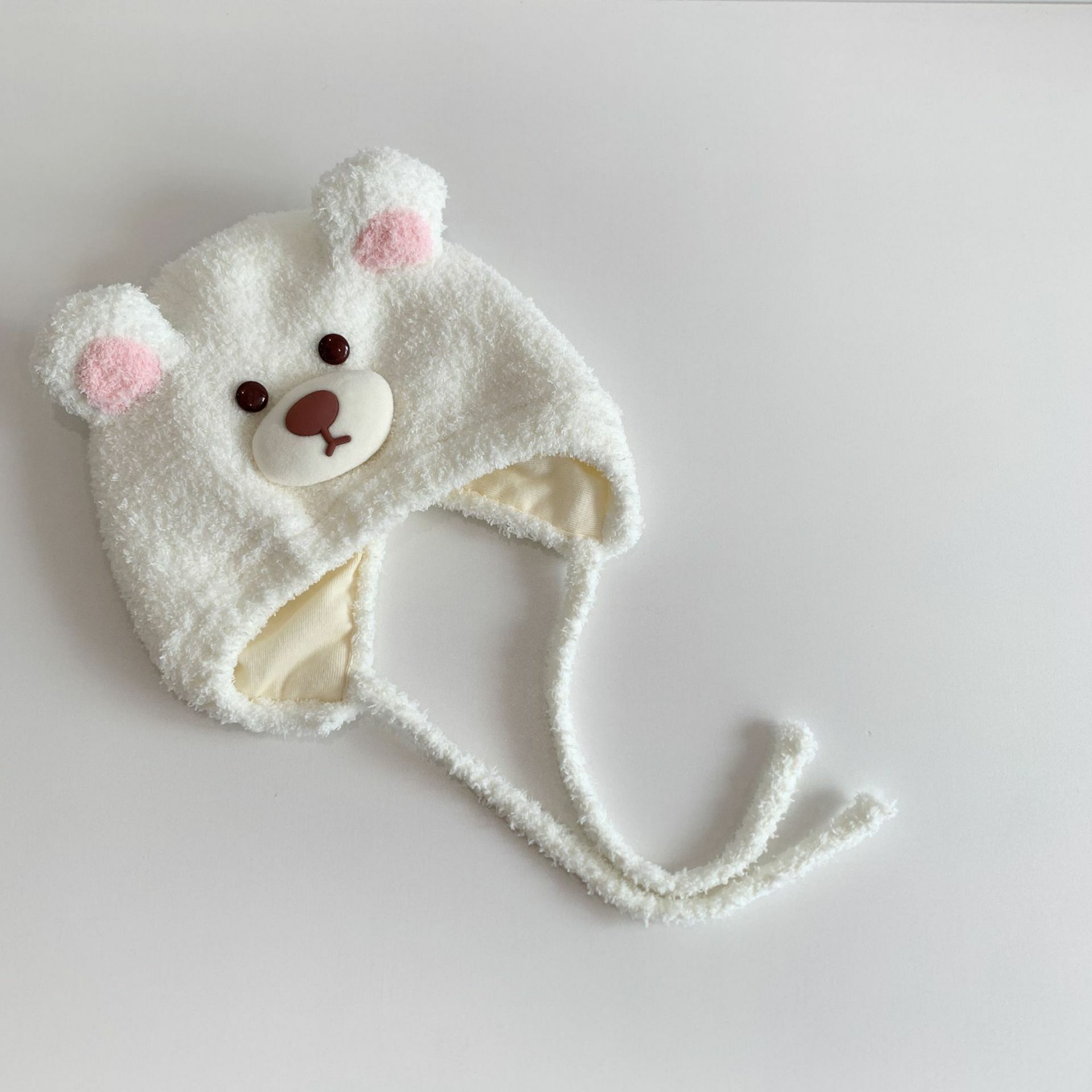 A389WE_A11_C: 雪白色可愛熊毛毛帽(pre-order)