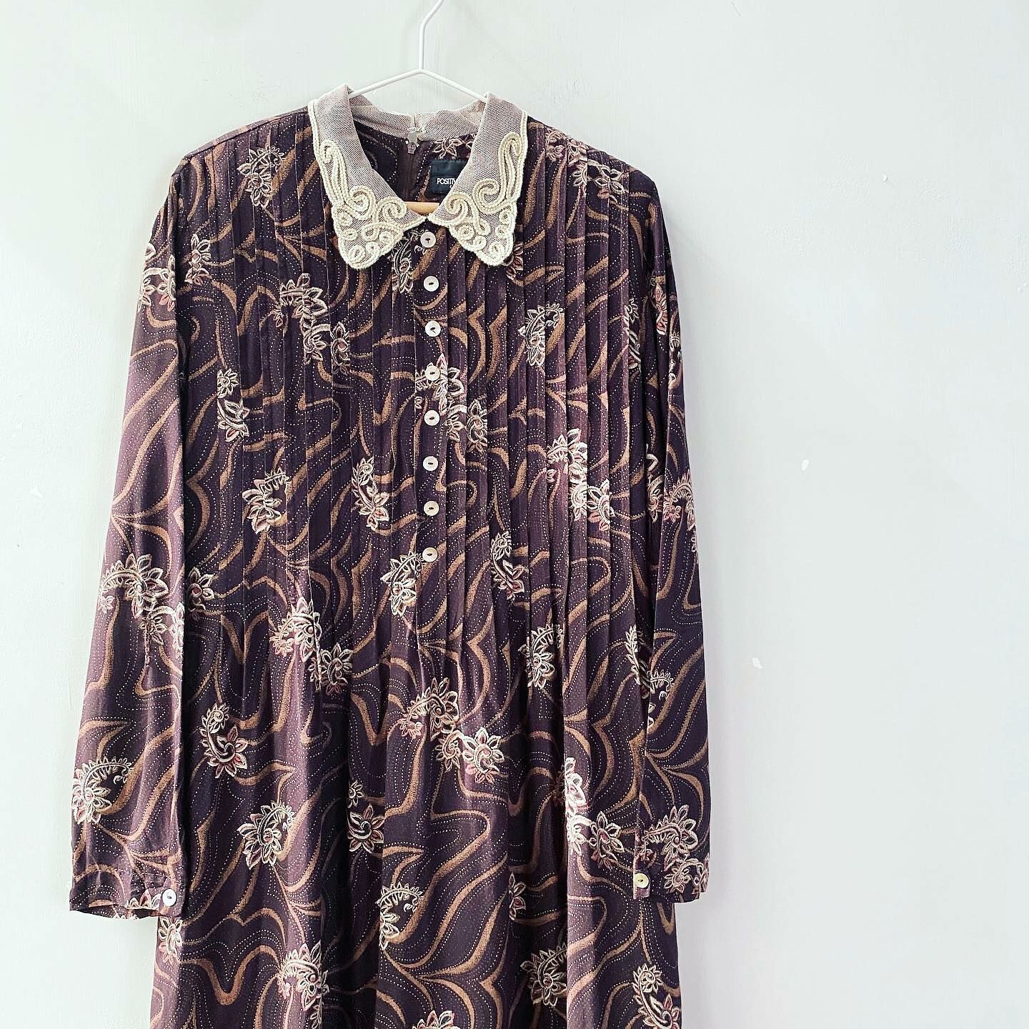 啡色優雅感喱士領連身裙