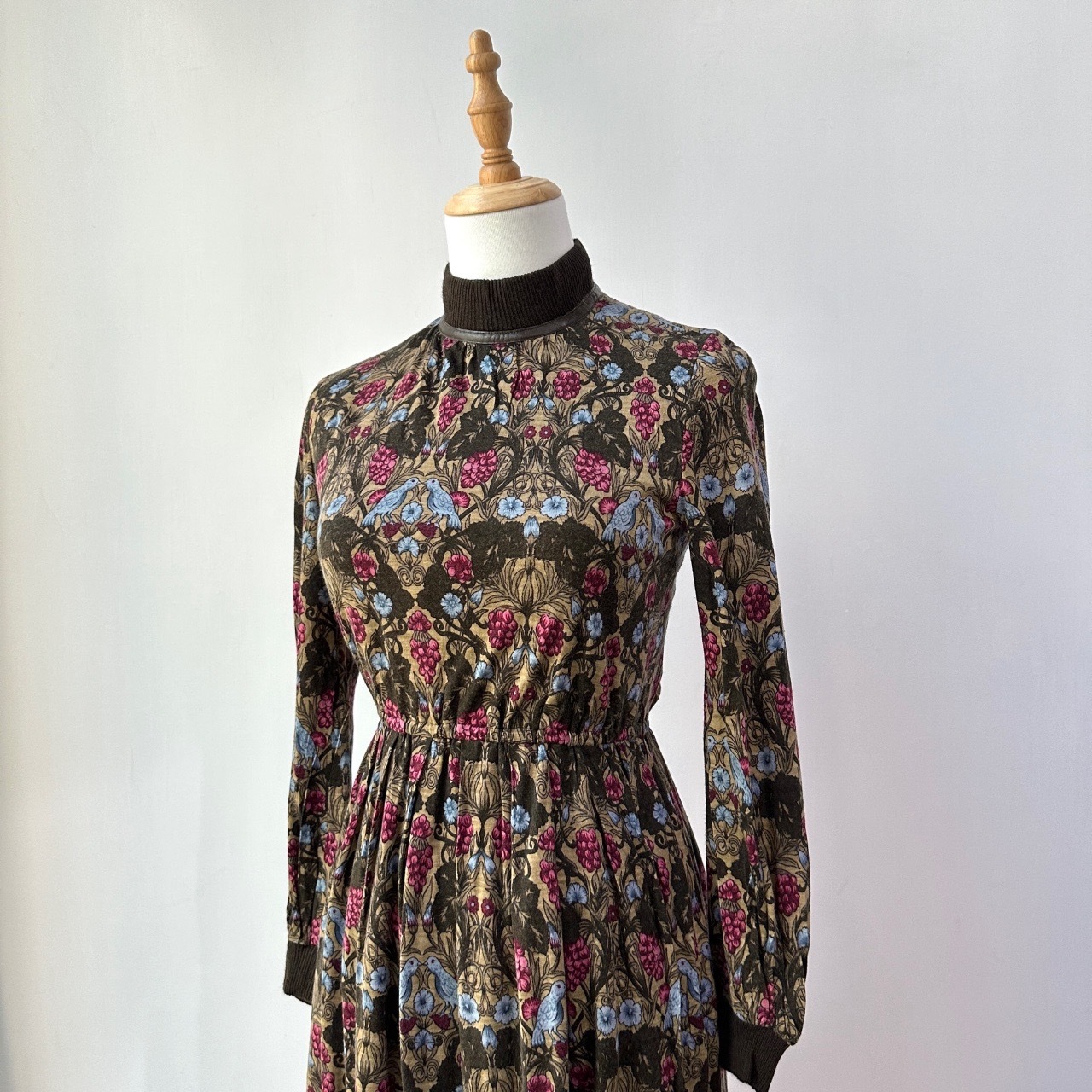 復古啡色小鳥雙宿雙棲連身裙