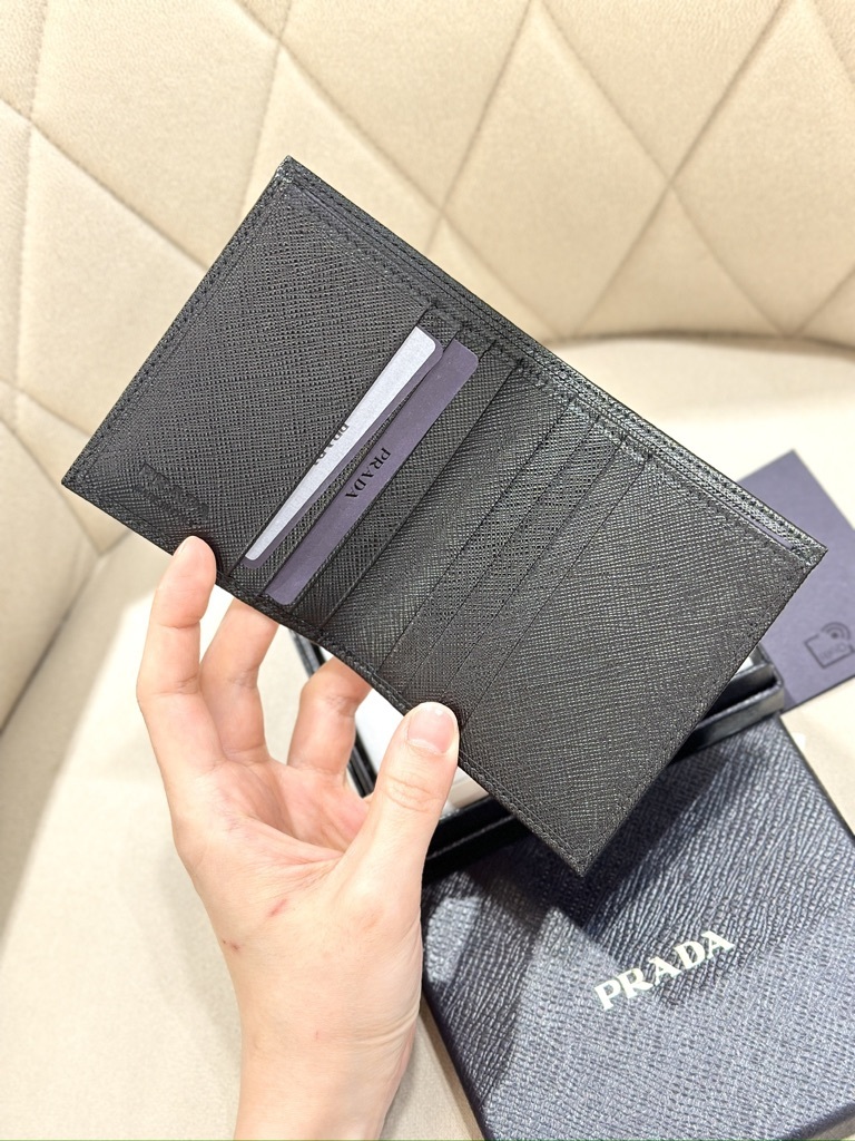 PRADA Vertical Wallet