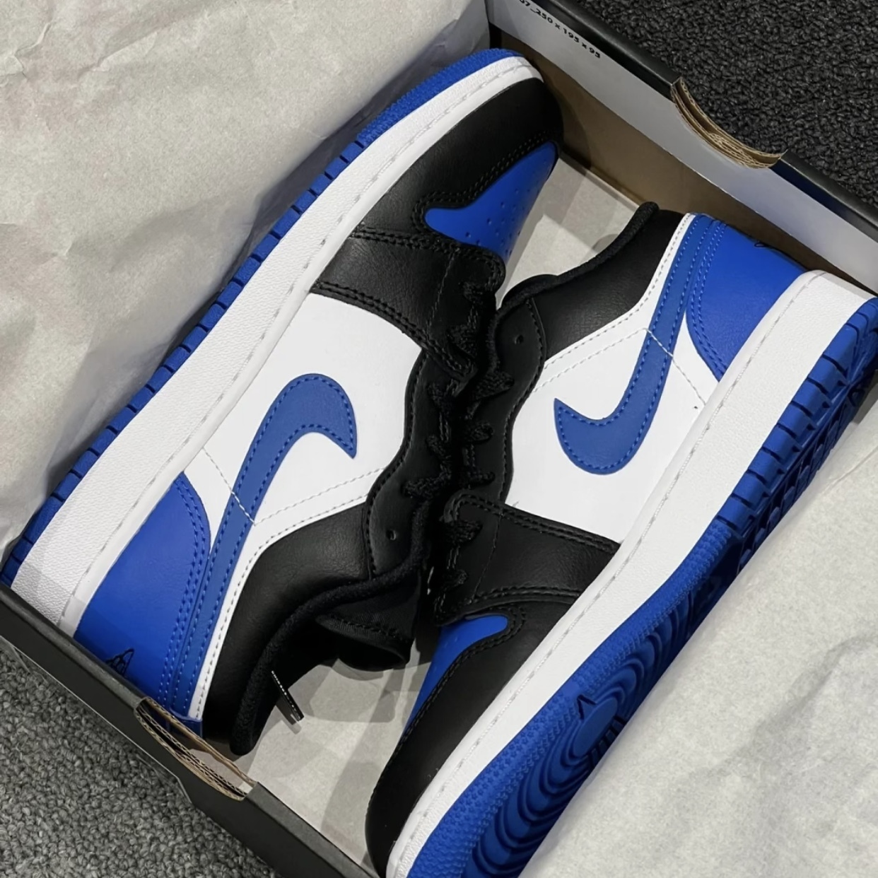 Nike Air Jordan 1 Low Royal Toe 低筒小閃電皇家藍