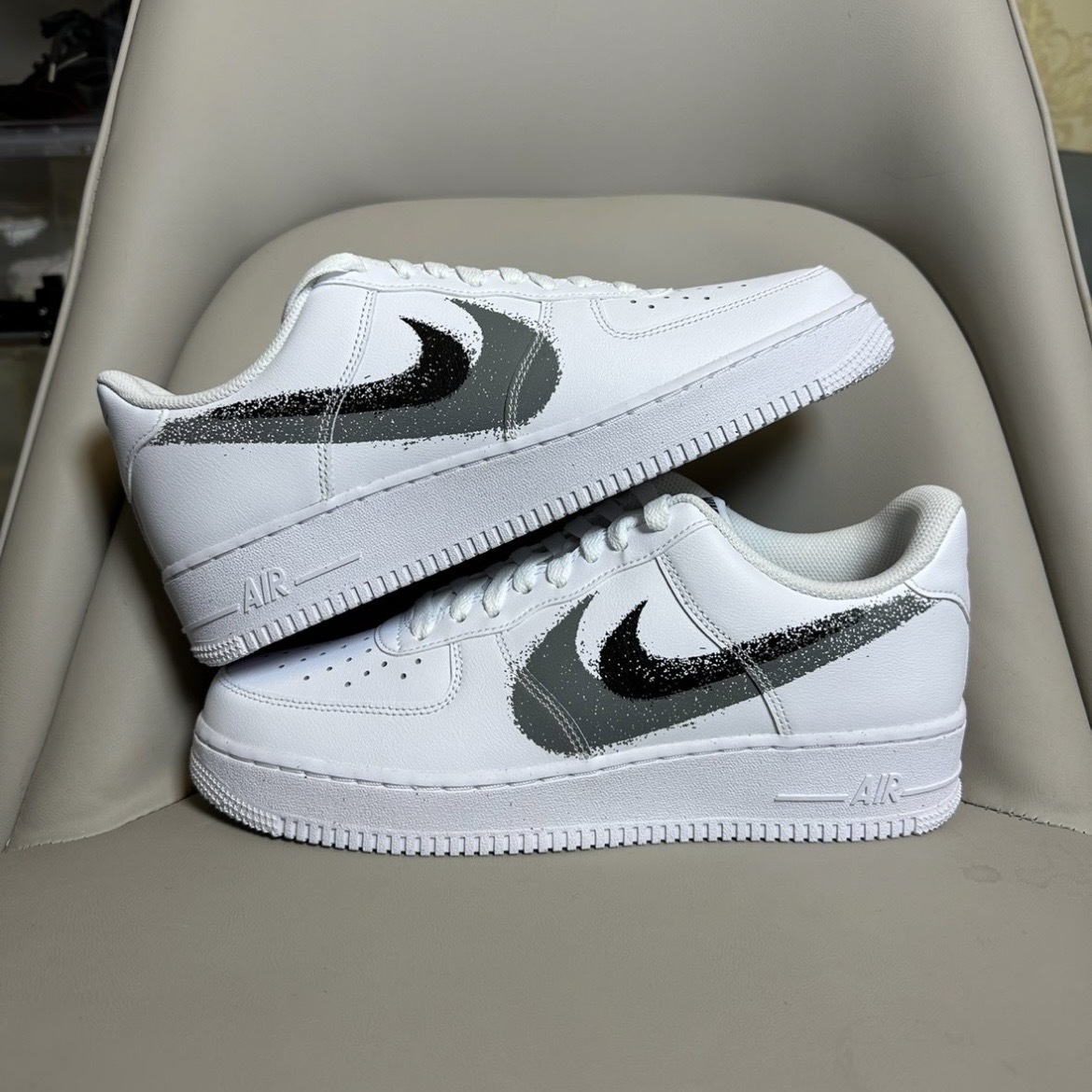 Nike Air Force 1 Low 噴墨雙勾 FD0660-100