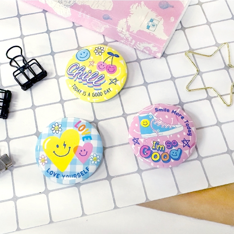 四季紙品 超值胸章 圓44mm 混16入【GP081A-X1】