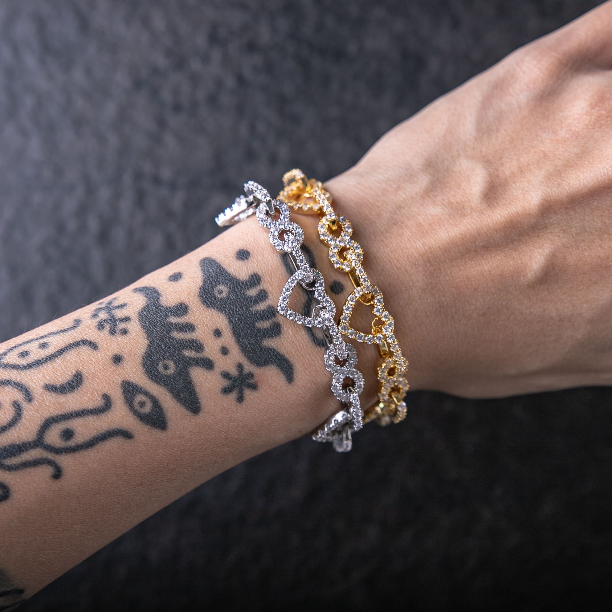 無限符號單排鑲愛心造型手鍊