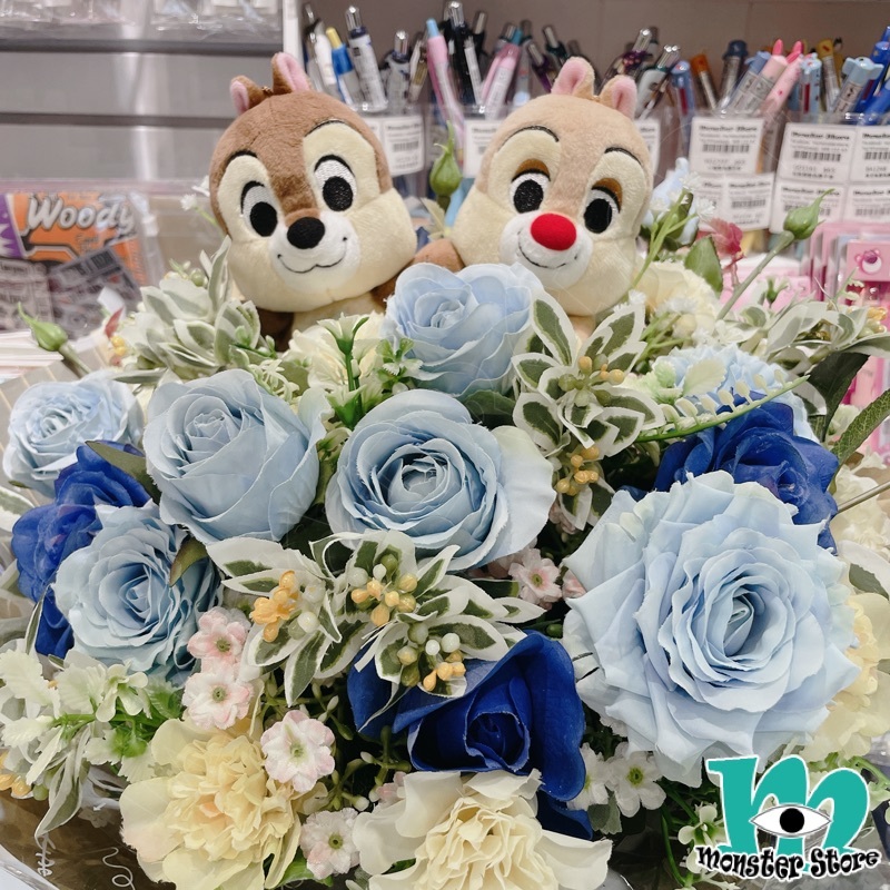 鋼牙大鼻公仔花束