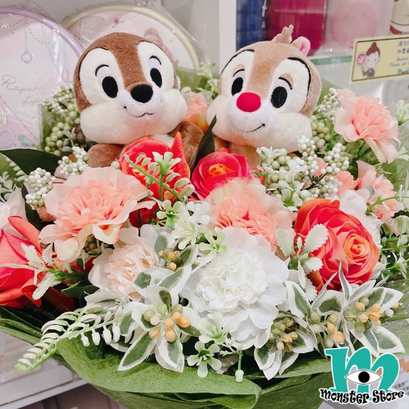 鋼牙大鼻公仔花束