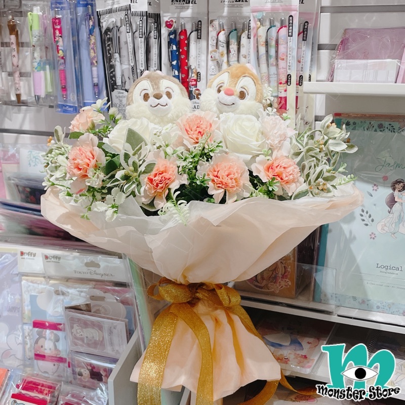 鋼牙大鼻公仔花束