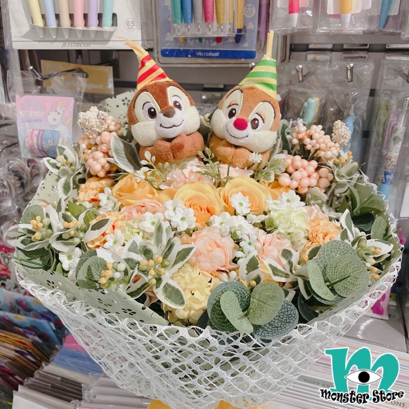 鋼牙大鼻公仔花束