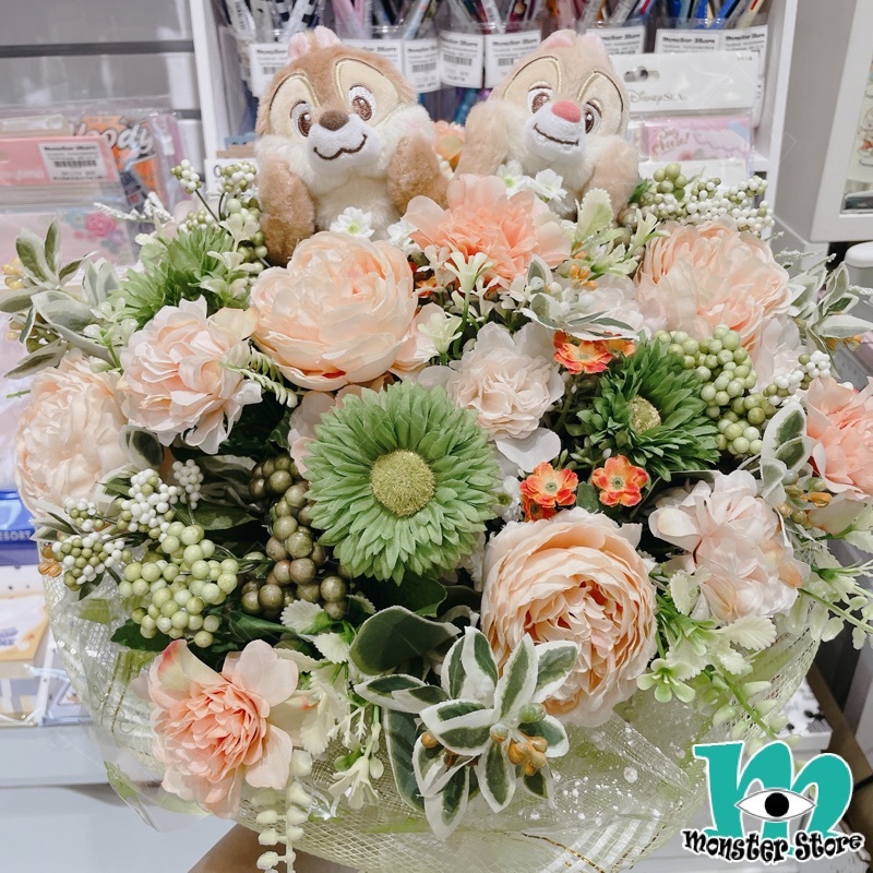 鋼牙大鼻公仔花束