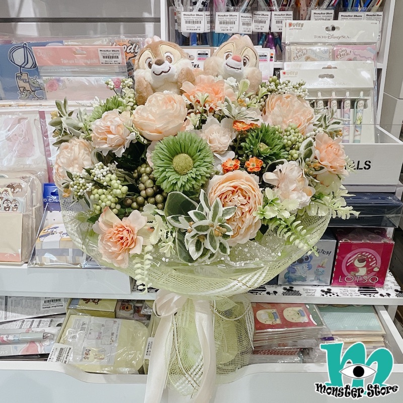 鋼牙大鼻公仔花束