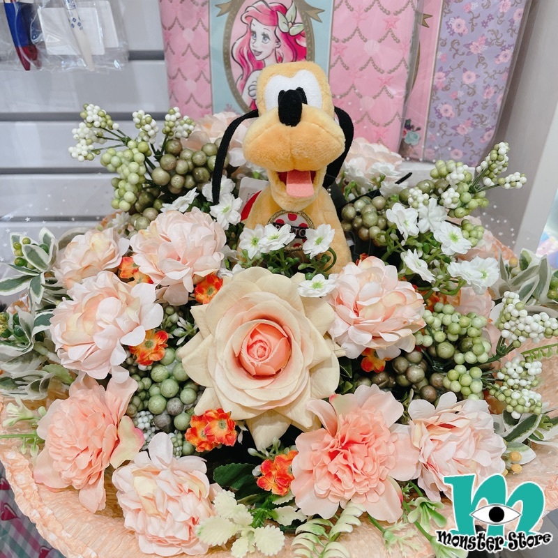 布魯托公仔花束