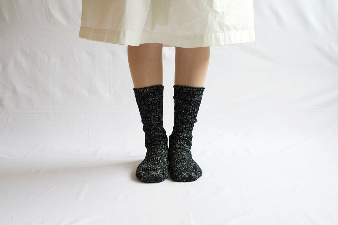 NISHIGUCHI KUTSUSHITA 麻棉混紡中筒襪