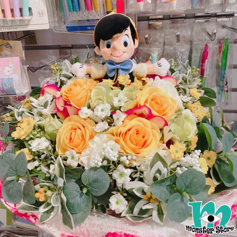 小木偶公仔花束