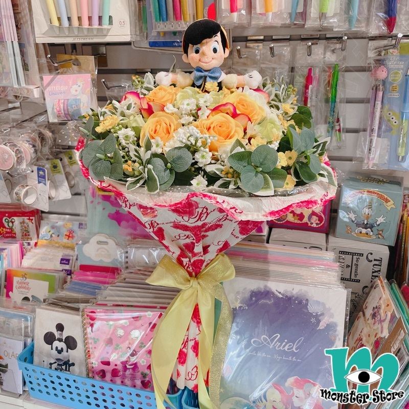 小木偶公仔花束