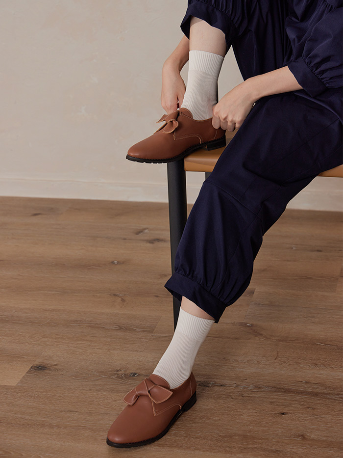 扭扭真皮鞋-拿鐵咖啡