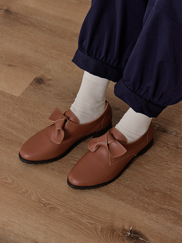 扭扭真皮鞋-拿鐵咖啡