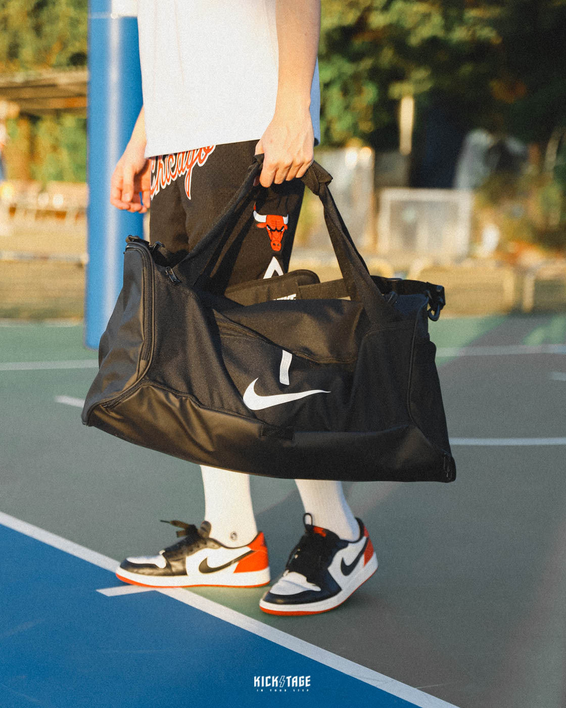 **特價商品無退換**NIKE ACADEMY TEAM BAG 黑色大勾 多功能 行李袋 旅行袋 健身提袋 60公升【CU8090-010】