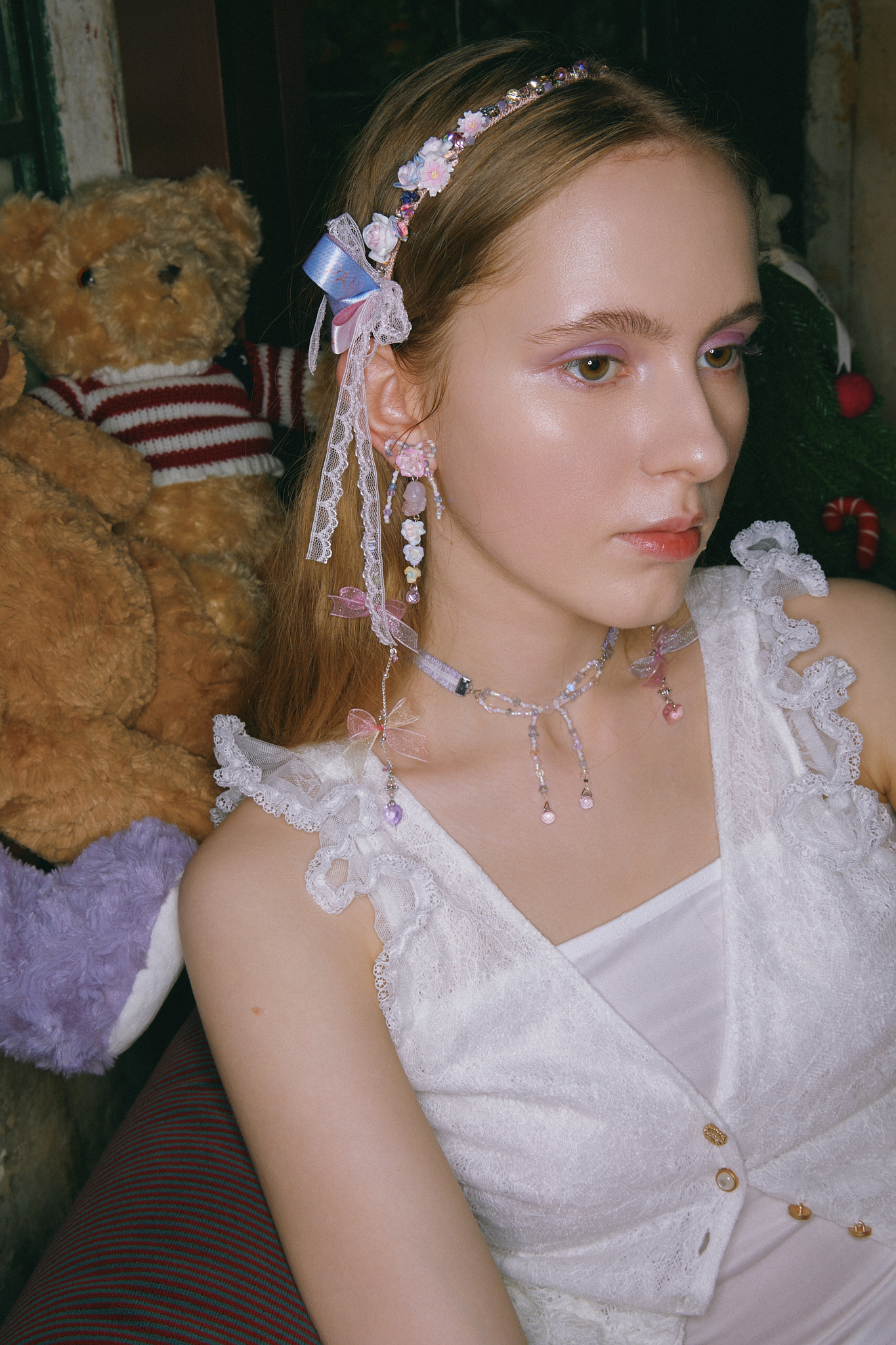 Layered Pearl Lace Choker