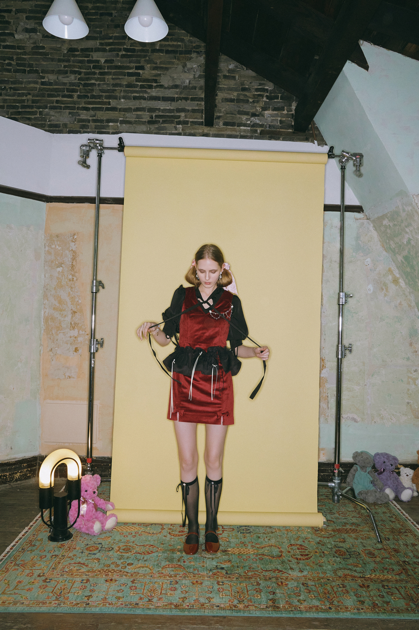 Rainbow Light Array with Rosy Bear Collar Clip