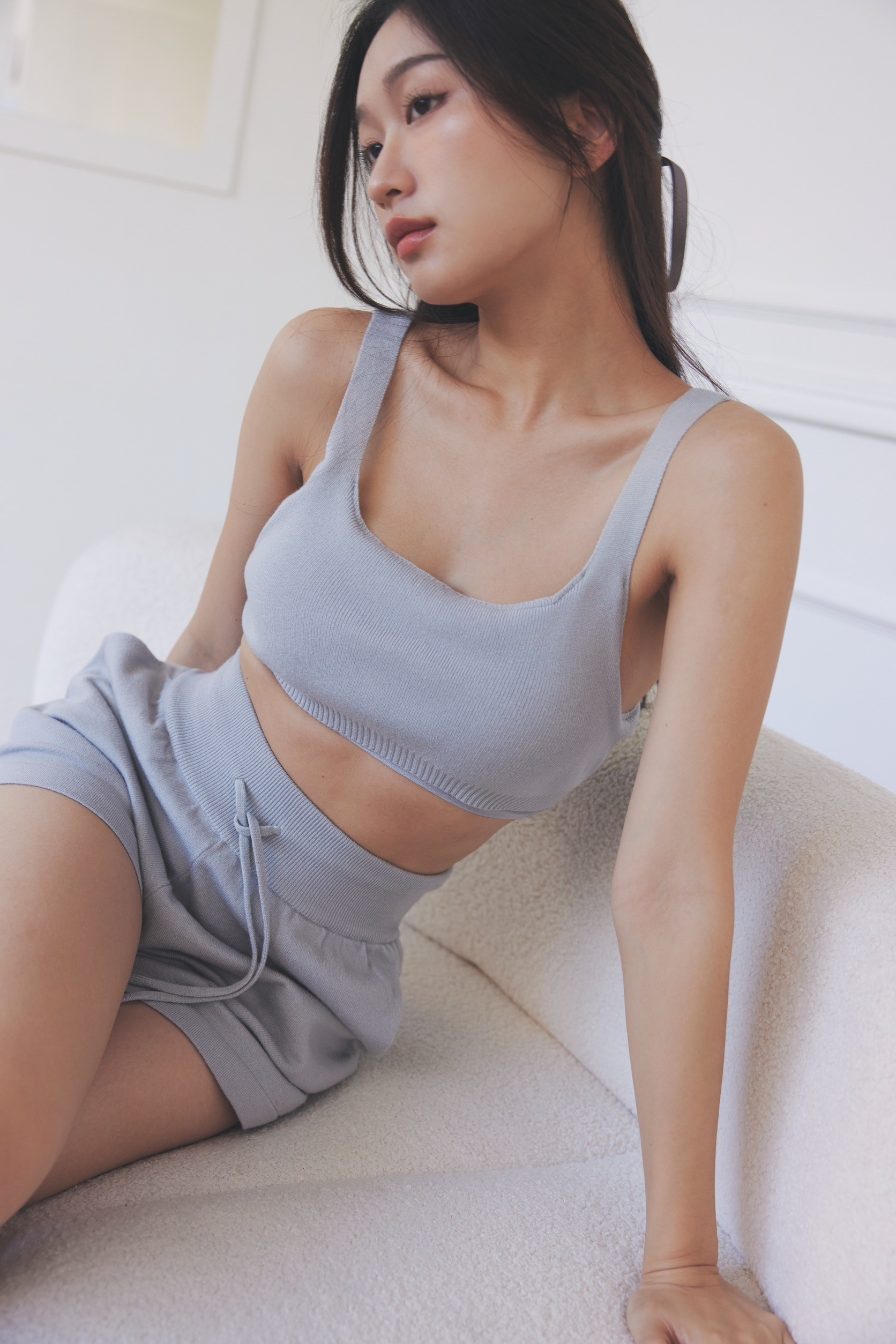 我的居家女友．慵懶好感三件套 Bra Top / 裸灰