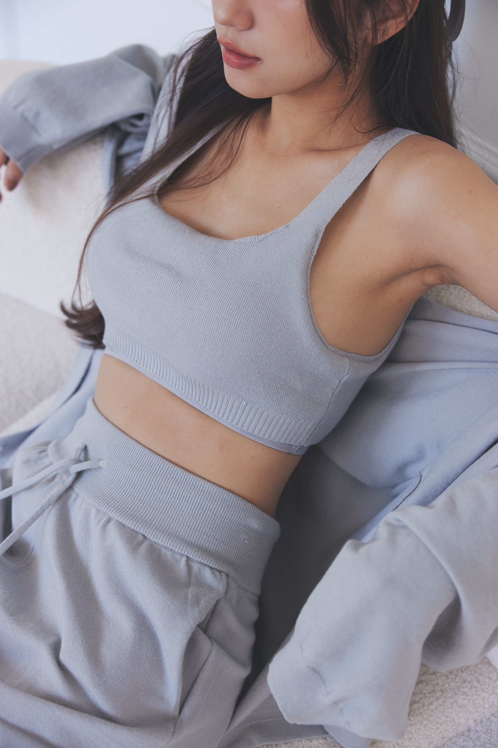 我的居家女友．慵懶好感三件套 Bra Top / 裸灰