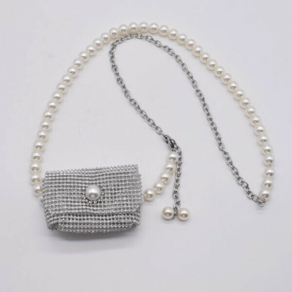 Pearl chain crossbody bag accessories