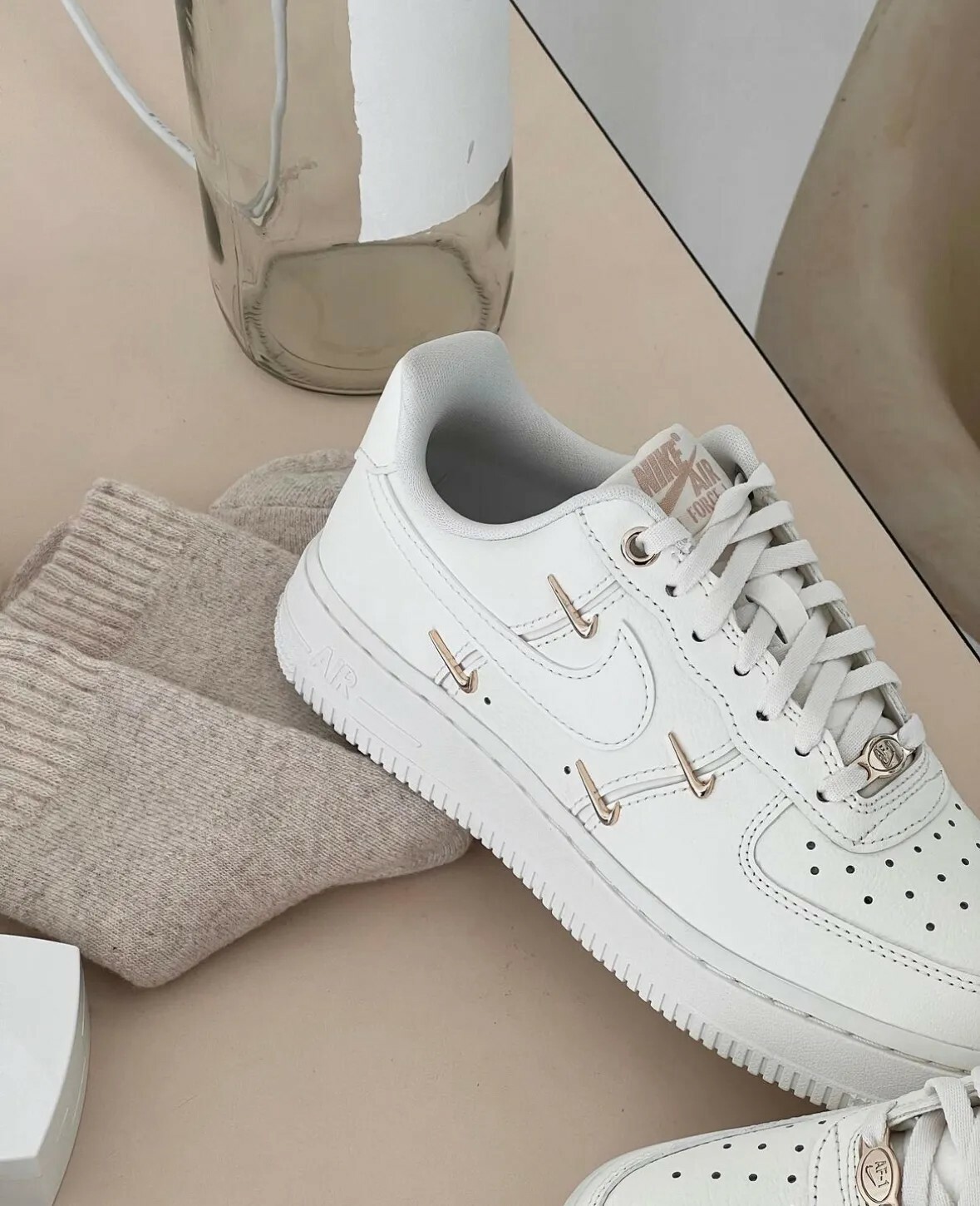 <台灣現貨> NIKE AIR FORCE 1 '07 LX AF1 奶油 白金勾 四小金勾 FV3654111