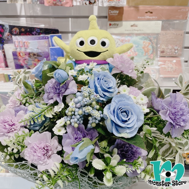 三眼仔公仔花束