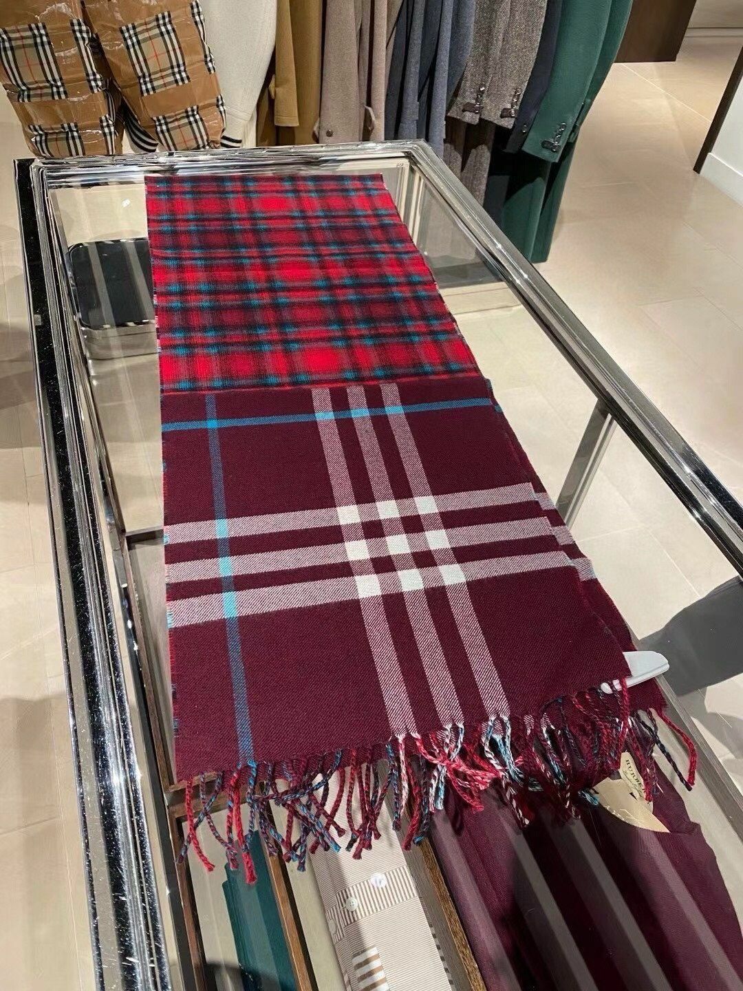 PO1129B 歐美直送🇬🇧 Burberry 格紋圍巾 清倉特價❗️