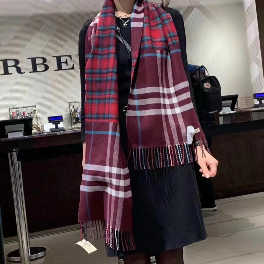 PO1129B 歐美直送🇬🇧 Burberry 格紋圍巾 清倉特價❗️