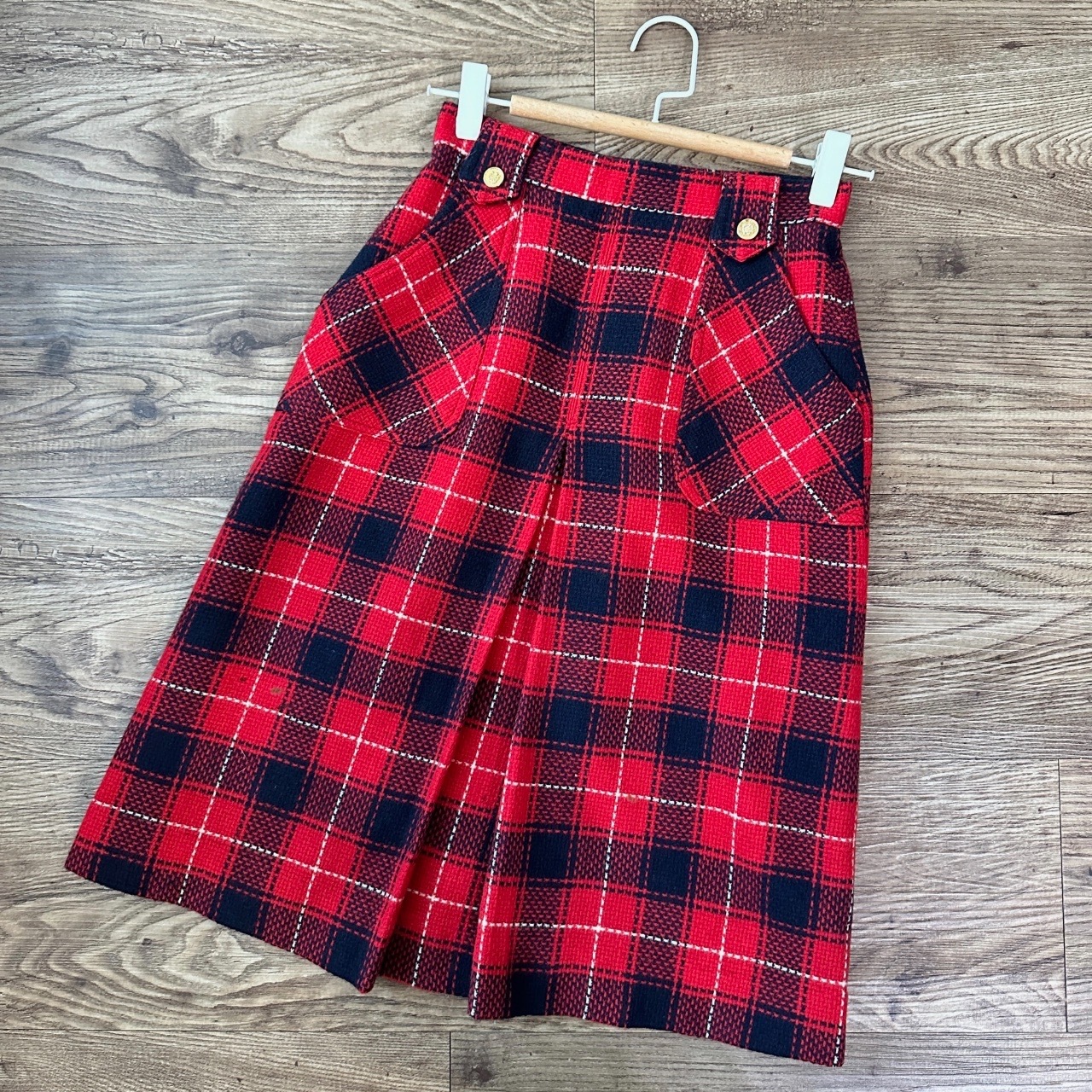 紅黑蘇格蘭格紋羊毛半身裙