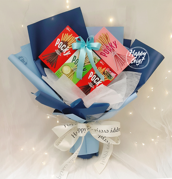 pocky 愛心造型花束藍色包裝,pocky零食花束,桃園八德花店,pocky heart snack bouquet