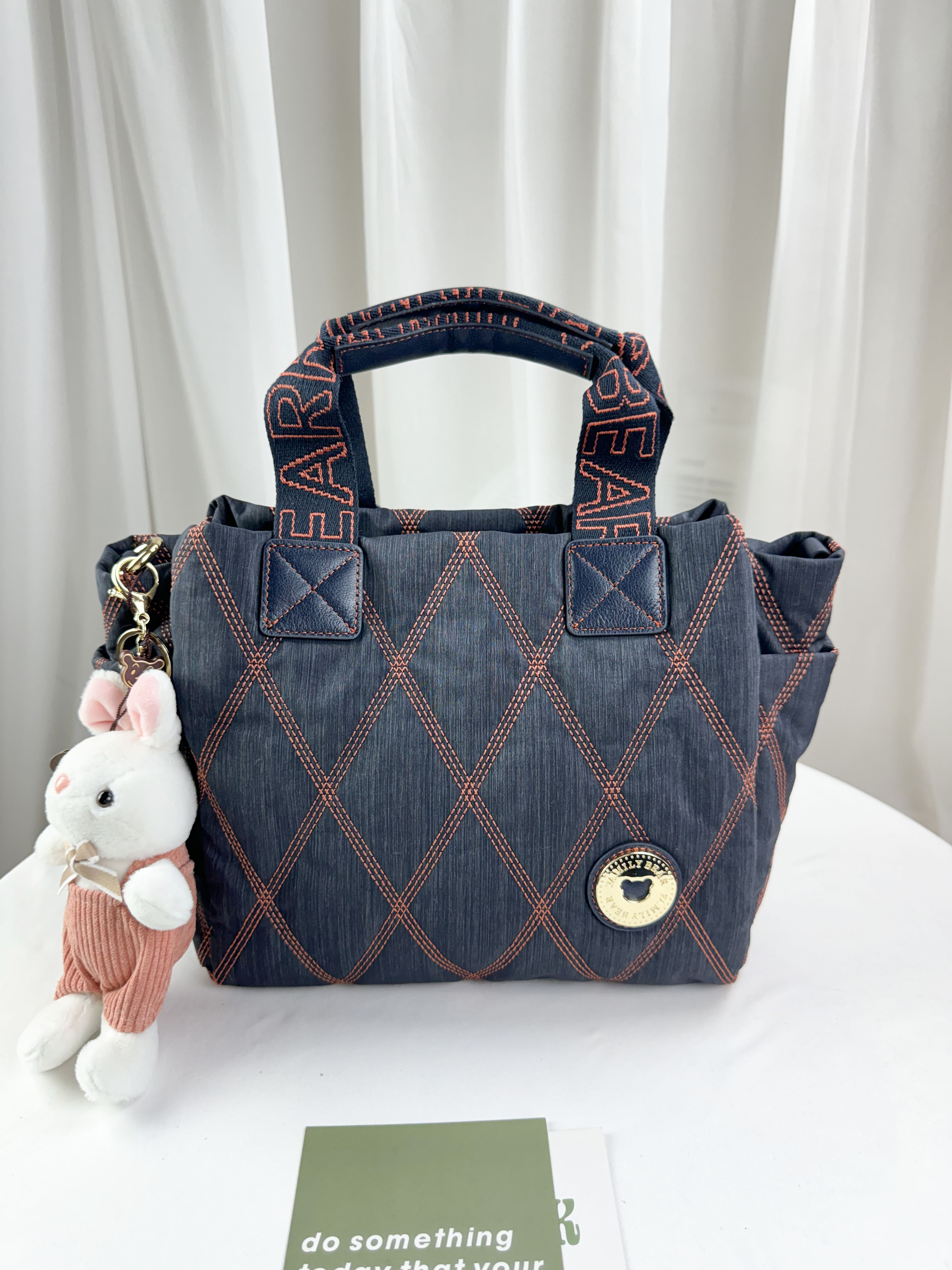 GOODS 藍橙菱格線潑水手提包 / 側背包 附兔兔吊飾 #2853