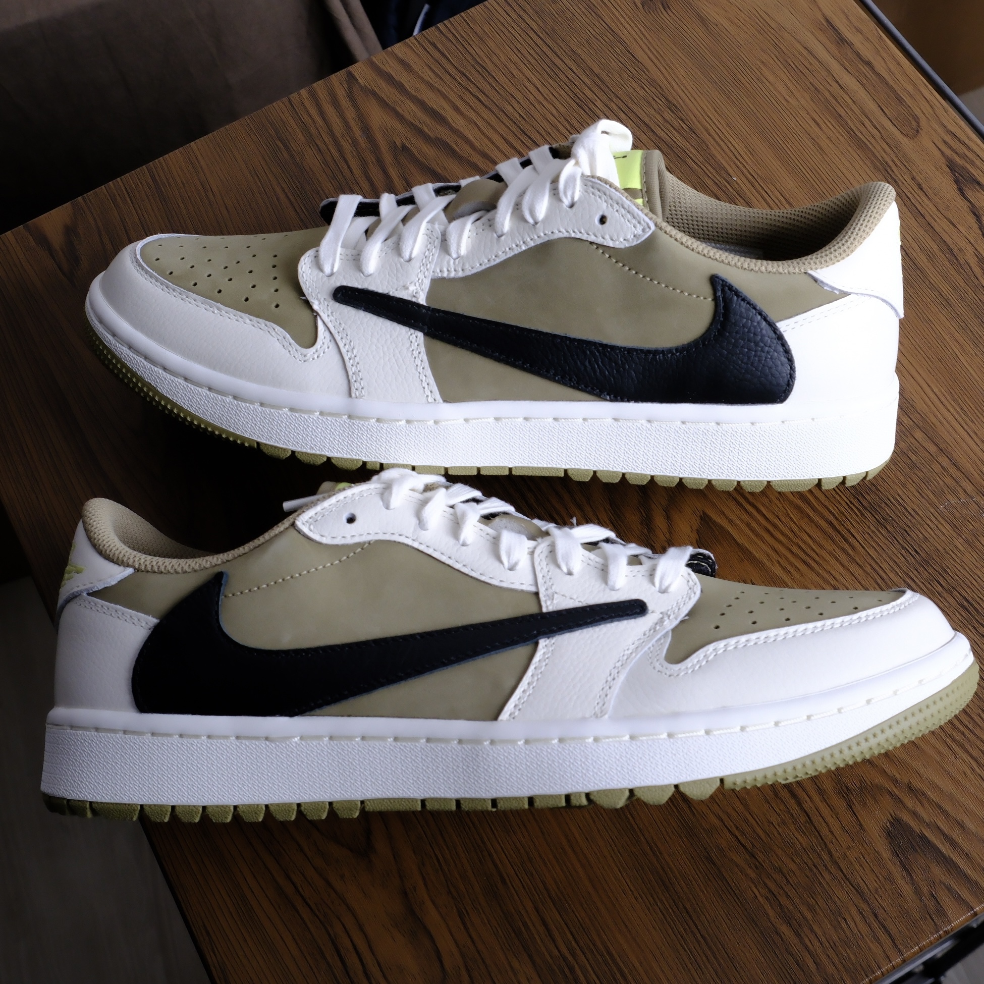 『代購商品』Travis Scott × Nike Air Jordan 1 Low Golf NRG Neutral Olive 球鞋 鞋子 FZ3124-200