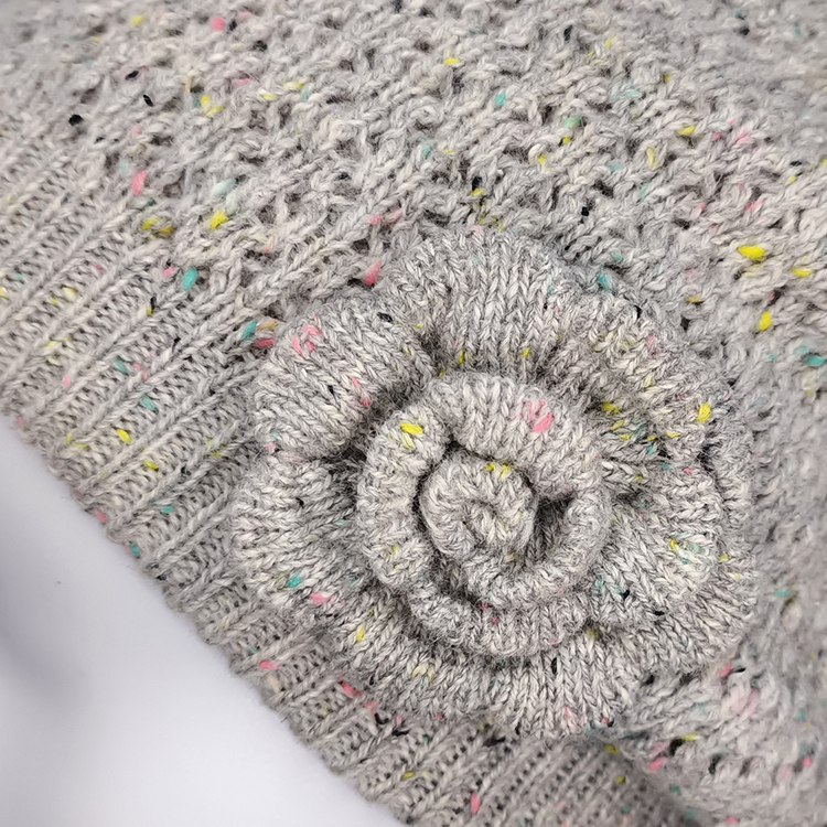 立體針織花朵毛線帽-灰色