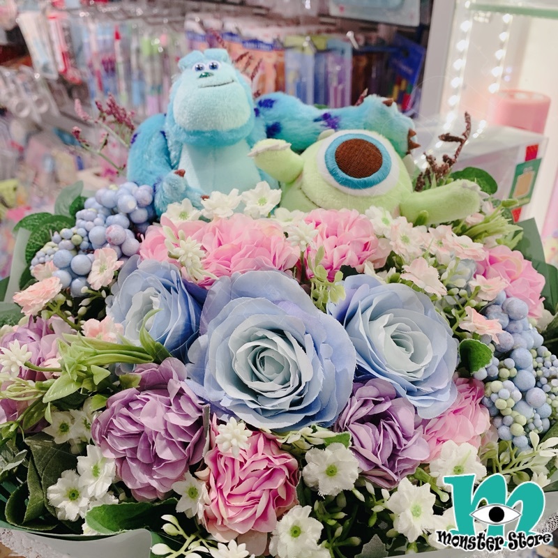 毛毛大眼仔公仔花束