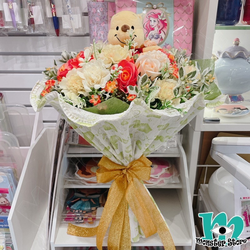 小熊維尼公仔花束