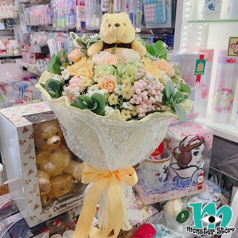 小熊維尼公仔花束